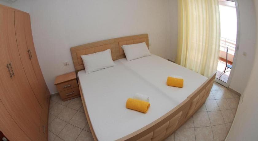 Sea View Apartments Saranda Exterior photo